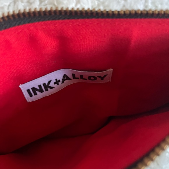 Ink + Alloy clutch - Picture 2 of 3